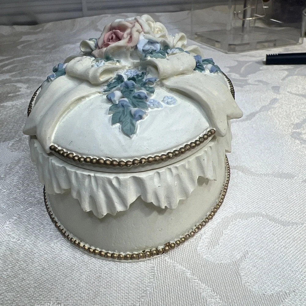 San Francisco Music Box Shabby Rose and Ribbons Tune Fur Elise Beethoven tblbs2
